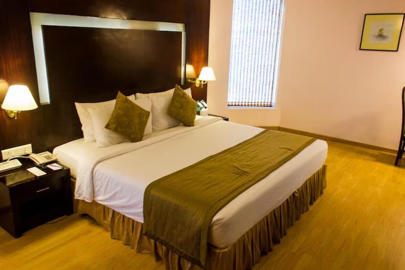 The Quilon Beach Hotel And Convention Center Kollam Dış mekan fotoğraf